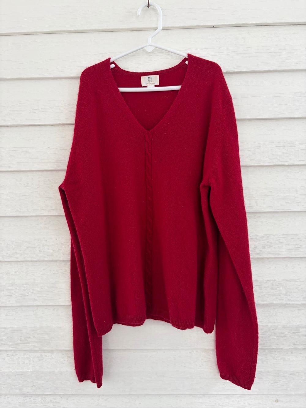 Apt. 9 Red 100% Cashmere V Neck Sweater S Cable Knit Quiet Luxury Holiday Winter